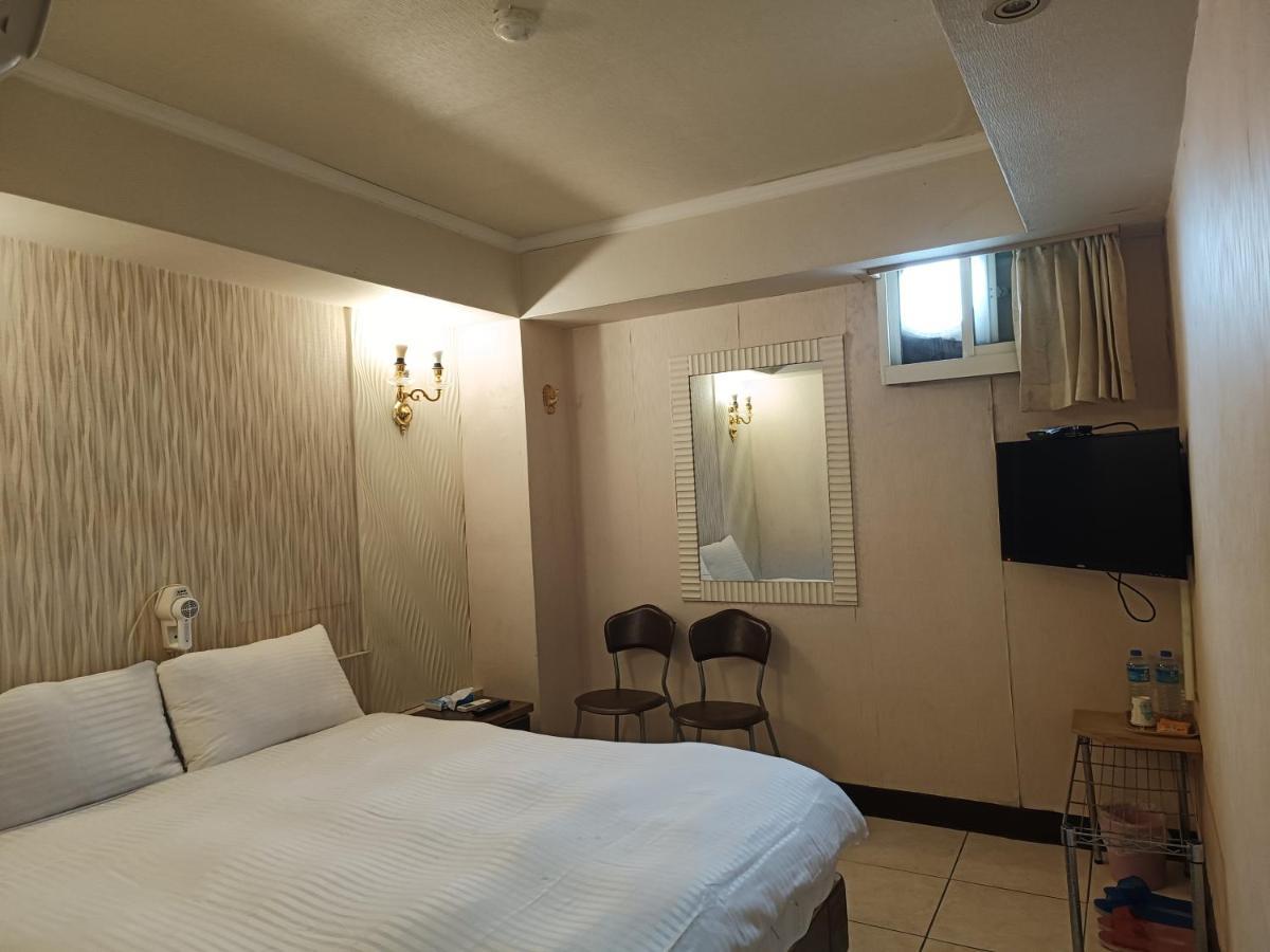 Hotel Fouquet Kota Hualien Bagian luar foto