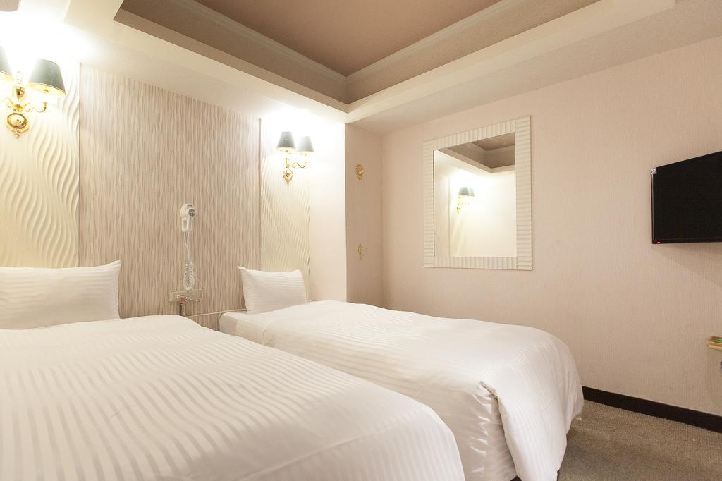 Hotel Fouquet Kota Hualien Bagian luar foto